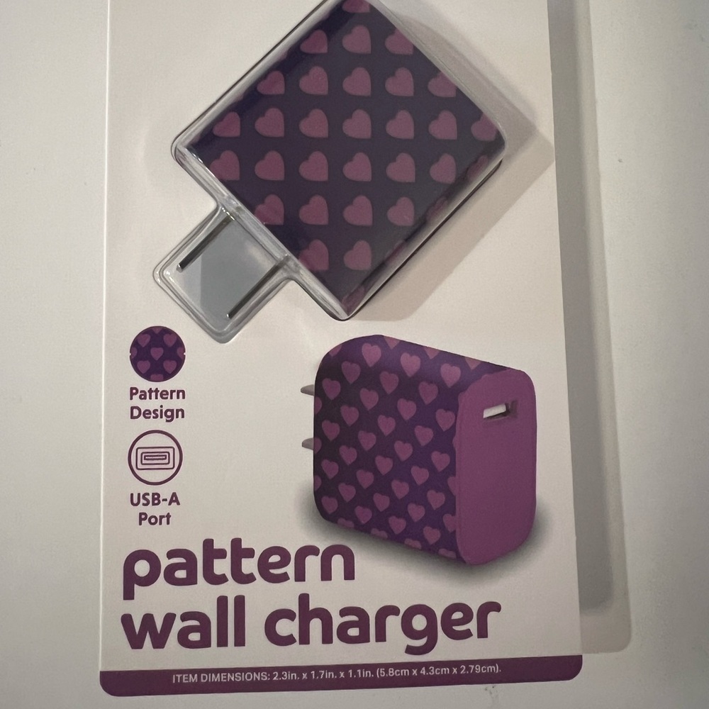 Purple Hearts USB-A Pattern Wall Charger